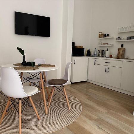 Central - Cozy Studio Арад Екстериор снимка