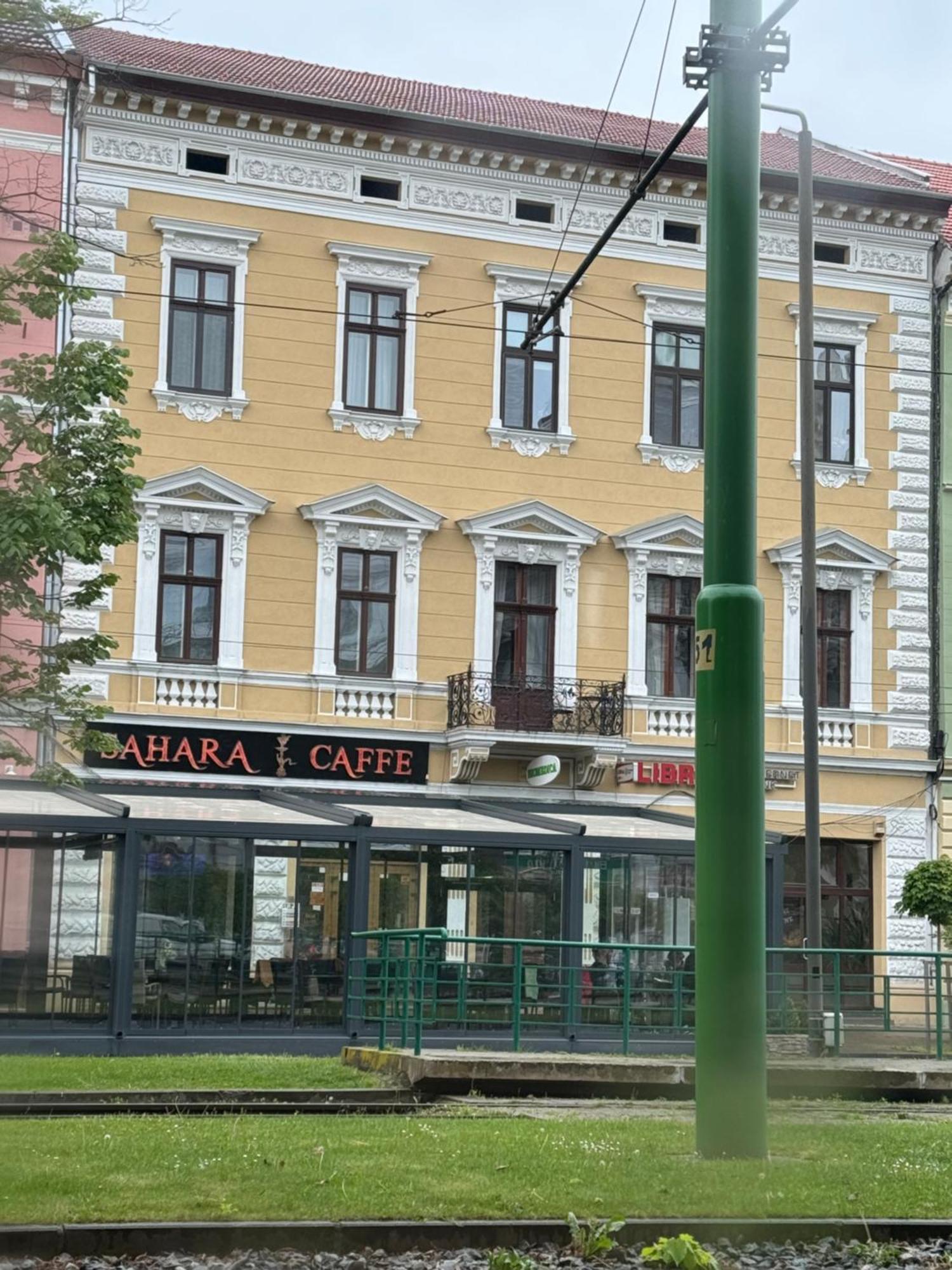 Central - Cozy Studio Арад Екстериор снимка
