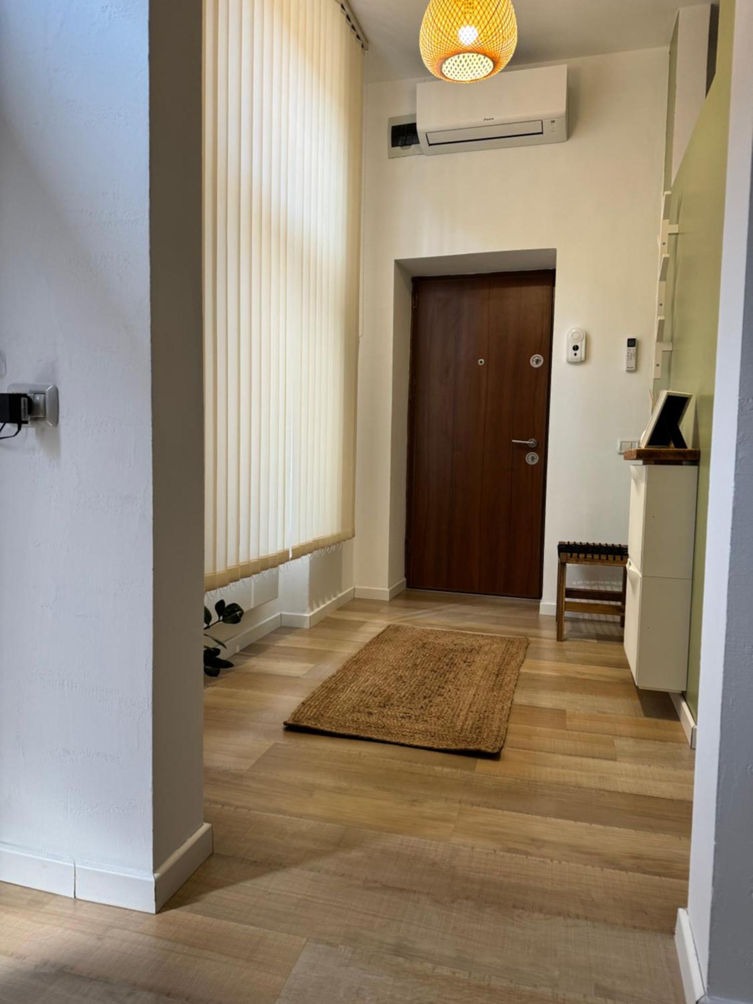 Central - Cozy Studio Арад Екстериор снимка